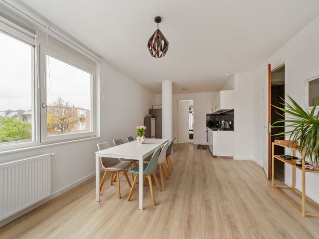 Uiverlaan 14E, Maassluis