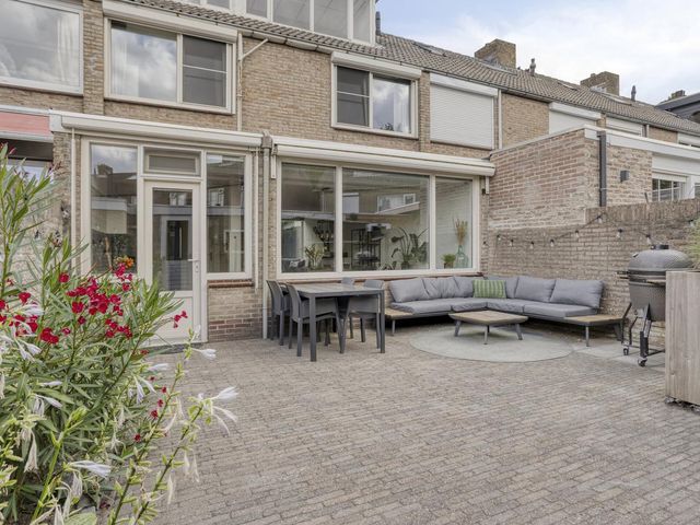 Slotlaan 42, Etten-Leur