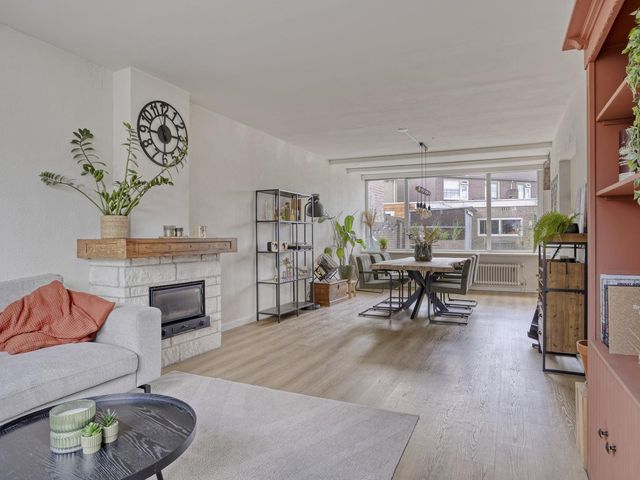 Slotlaan 42, Etten-Leur