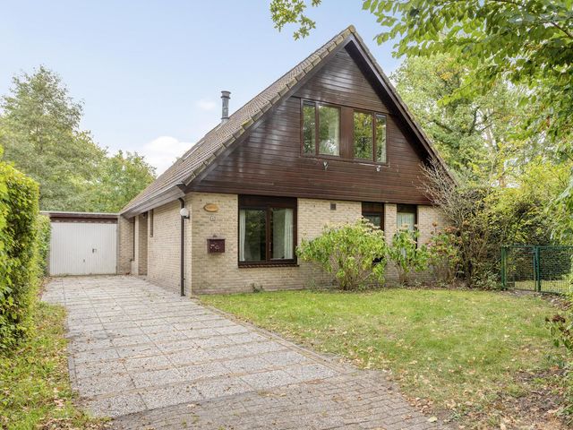 Acacialaan 4, Burgh-Haamstede