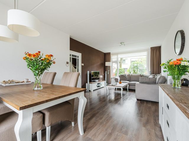 Grebbestraat 15, Oud-Beijerland