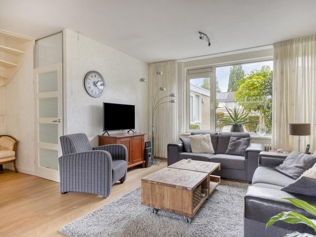 Elisadonk 263, Roosendaal