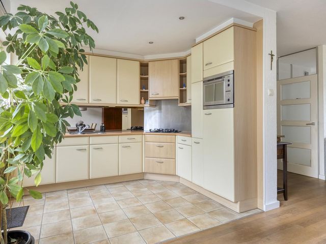 Elisadonk 263, Roosendaal