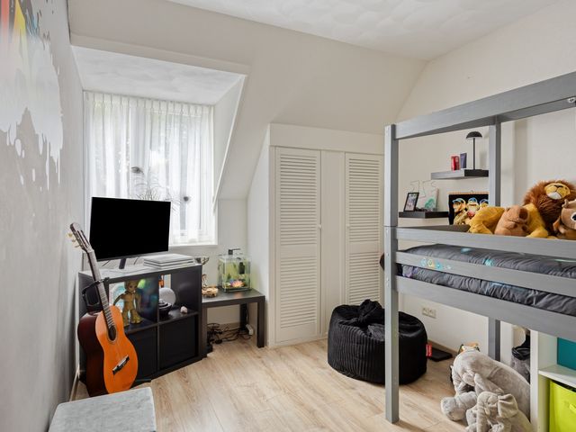 Margriet 27, Udenhout