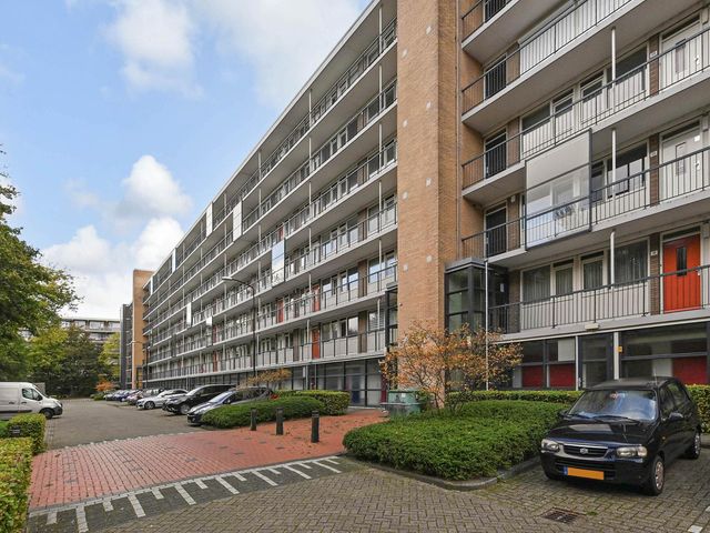 Gravin Juliana van Stolberglaan 162, Leidschendam