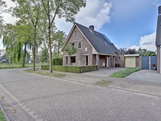 Schalluine 4, Reusel