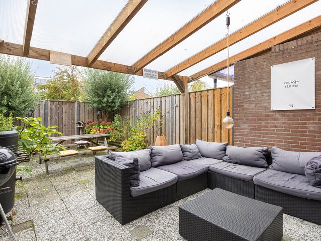 Middelzand 3106, Julianadorp