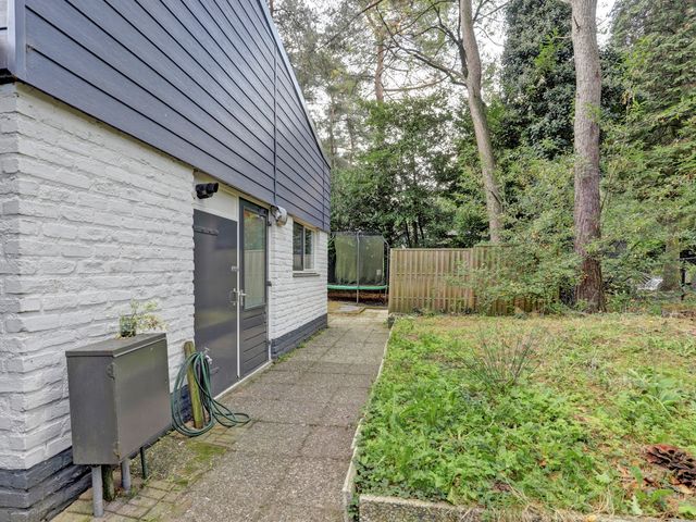 Steenoven 12B12, Meijel