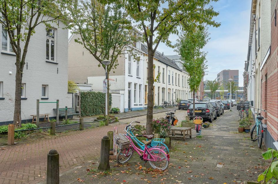 Oosterstraat 14