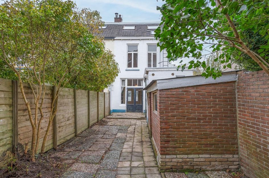 Oosterstraat 14