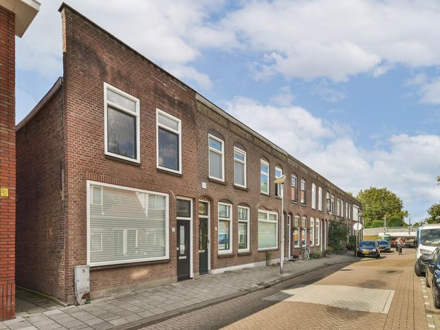 Derde kade 113, Gouda