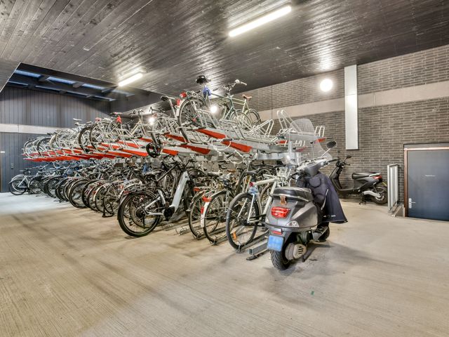 VOC-kade 92, Amsterdam