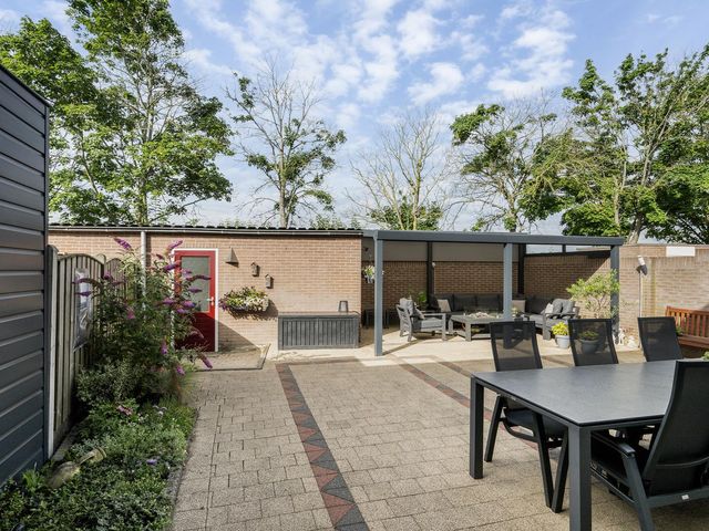 Gladiolenstraat 7, Sint-Maartensdijk