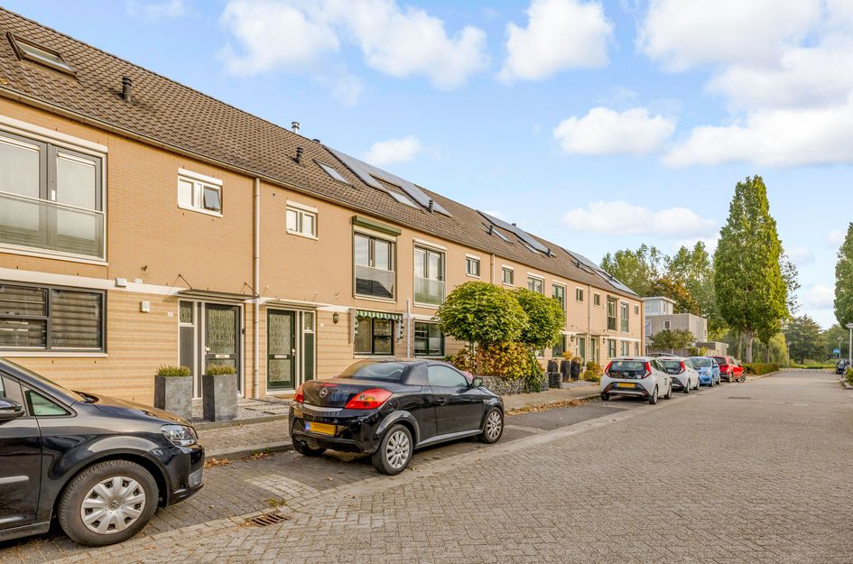 Meidoornstraat 21