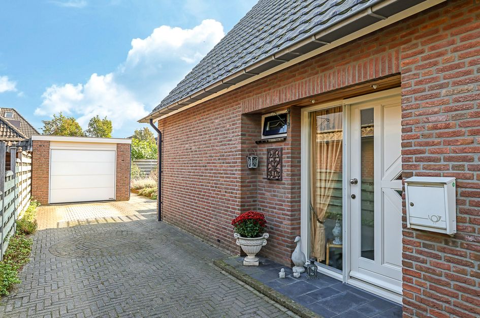 De Breide 9
