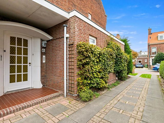 Spotvogellaan 49A, 'S-Gravenhage
