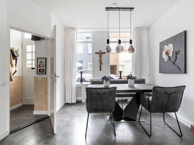 Hertzogstraat 108, Den Helder