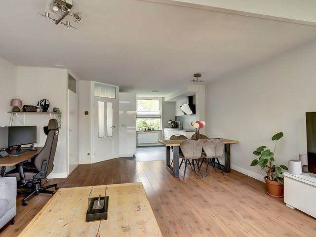 Corridor 49, Zeewolde