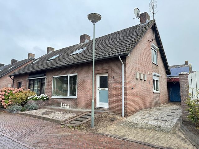 Berkstraat 6, Maasbree