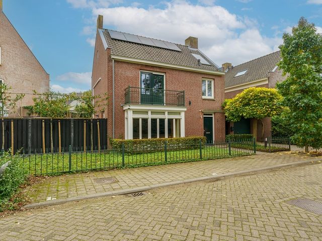 Groot Schuilen 8, Helmond