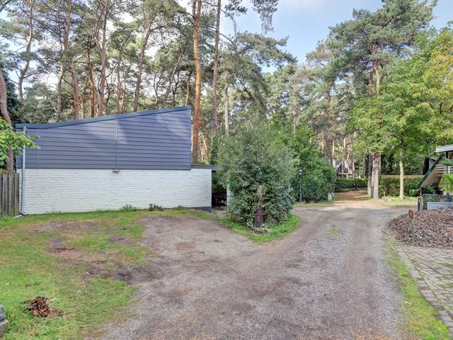 Steenoven 12B12, Meijel