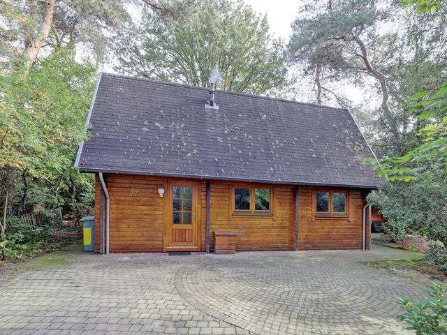 Steenoven 12B42, Meijel