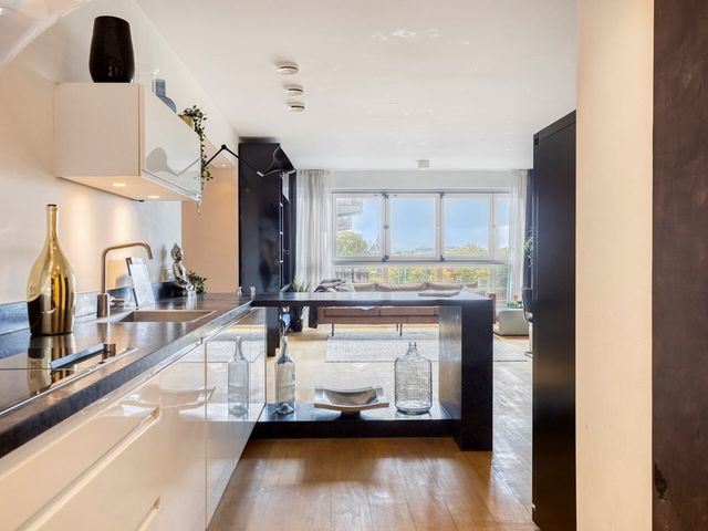 Veembroederhof 59, Amsterdam