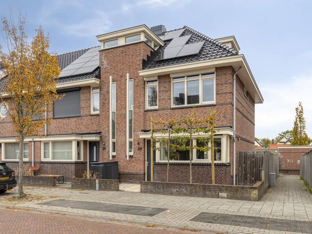 Jan Wolkerslaan 29, Kloetinge