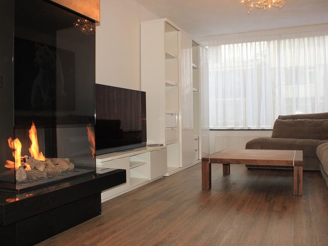 Bourgondischelaan 41, Amstelveen