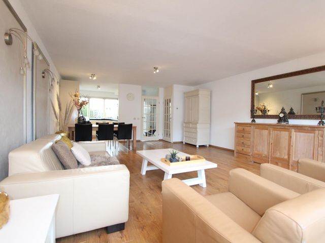 Ko Van Dijklaan 24, Amstelveen