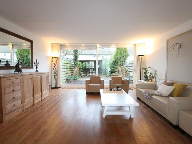 Ko Van Dijklaan 24, Amstelveen