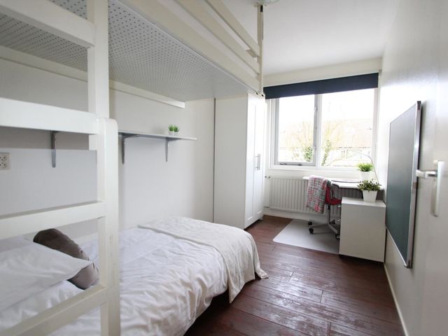 Ko Van Dijklaan 24, Amstelveen