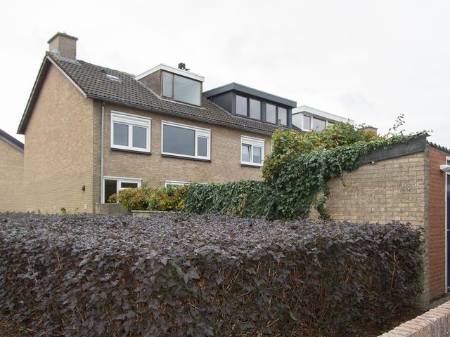 Hans Memlincstraat 2, Kaatsheuvel