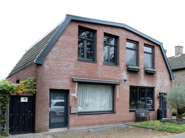 Gronausestraat 987, Enschede