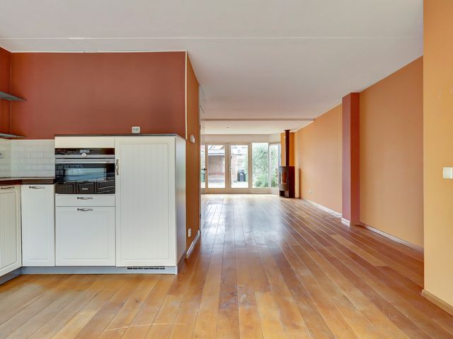 Diepenhorstweg 8, Strijen