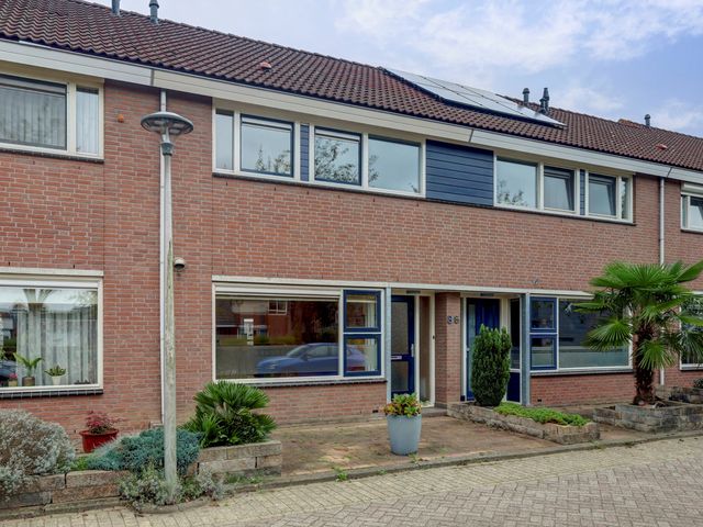 Diepenhorstweg 8, Strijen
