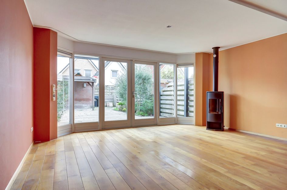 Diepenhorstweg 8