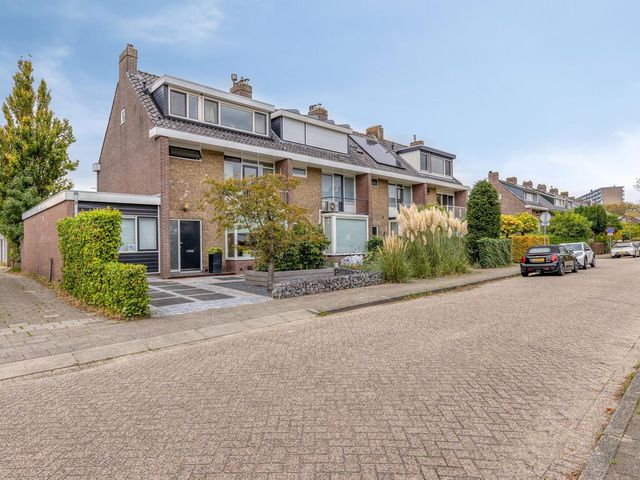 Vondellaan 11, Capelle Aan Den IJssel