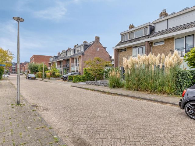 Vondellaan 11, Capelle Aan Den IJssel
