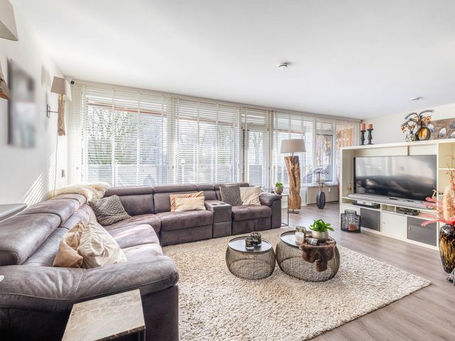 Curieplaats 25, Rotterdam