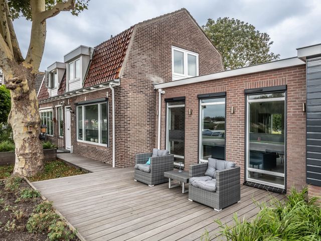 Aalsmeerderdijk 192, Aalsmeerderbrug