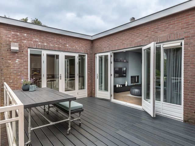 Aalsmeerderdijk 192, Aalsmeerderbrug