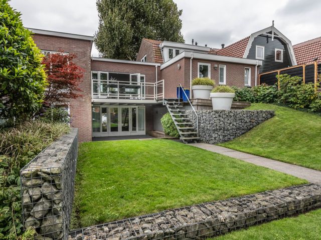 Aalsmeerderdijk 192, Aalsmeerderbrug