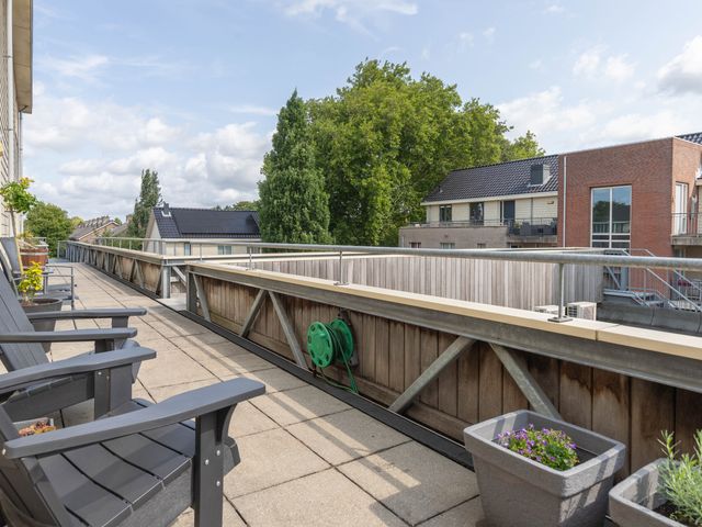 Dokter Nooterstraat 2, Woubrugge