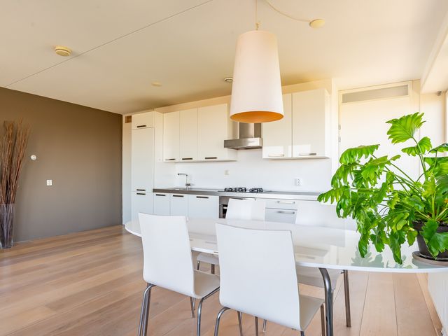 Rottumeroog 64, Hoofddorp