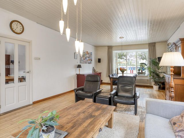 't Dorp 144, Heesch