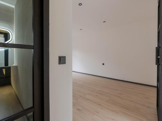 C.D.Tuinenburgstraat 37A, Rotterdam