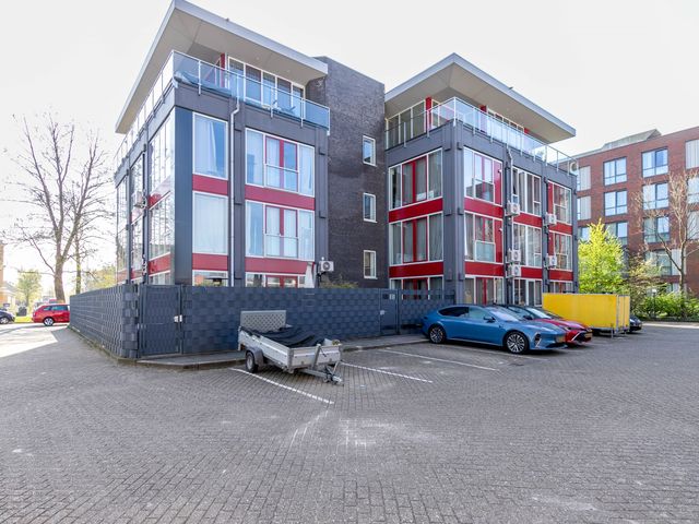 Halverwege 45, Alphen aan den Rijn