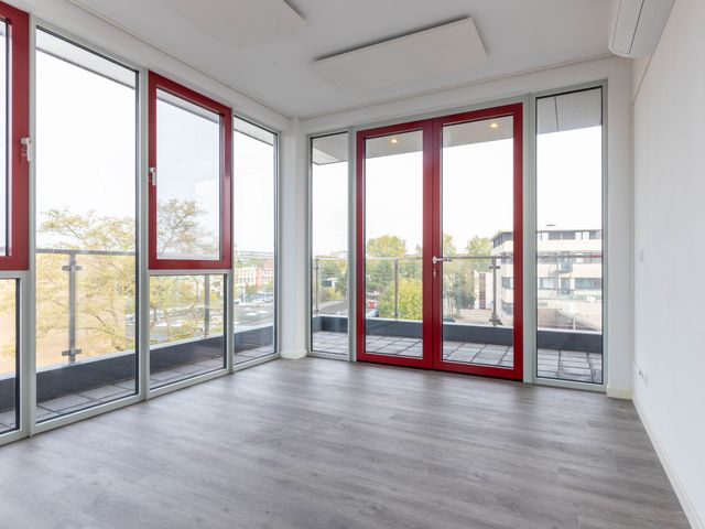Halverwege 45, Alphen aan den Rijn