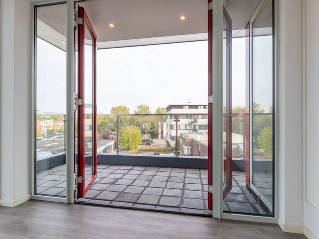 Halverwege 45, Alphen aan den Rijn
